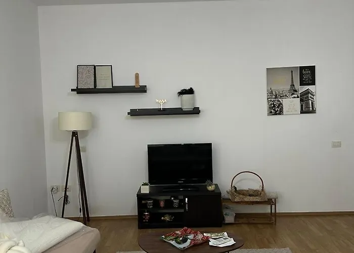 Friendly Center Appartement Tirana